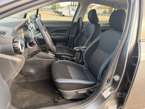 Used 2025 Nissan Versa SV image 36