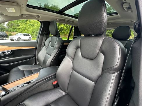 Used 2023 Volvo XC90 T8 Plus w/ Protection Package Premier AWD/4WD image 14