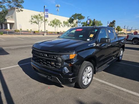 Used 2023 Chevrolet Silverado 1500 Custom RWD image 1
