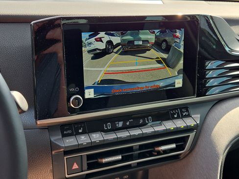 Used 2026 Toyota Camry LE w/ Convenience Package FWD image 23