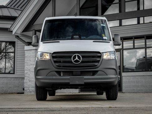 Used 2026 Mercedes-Benz Sprinter 2500 image 5
