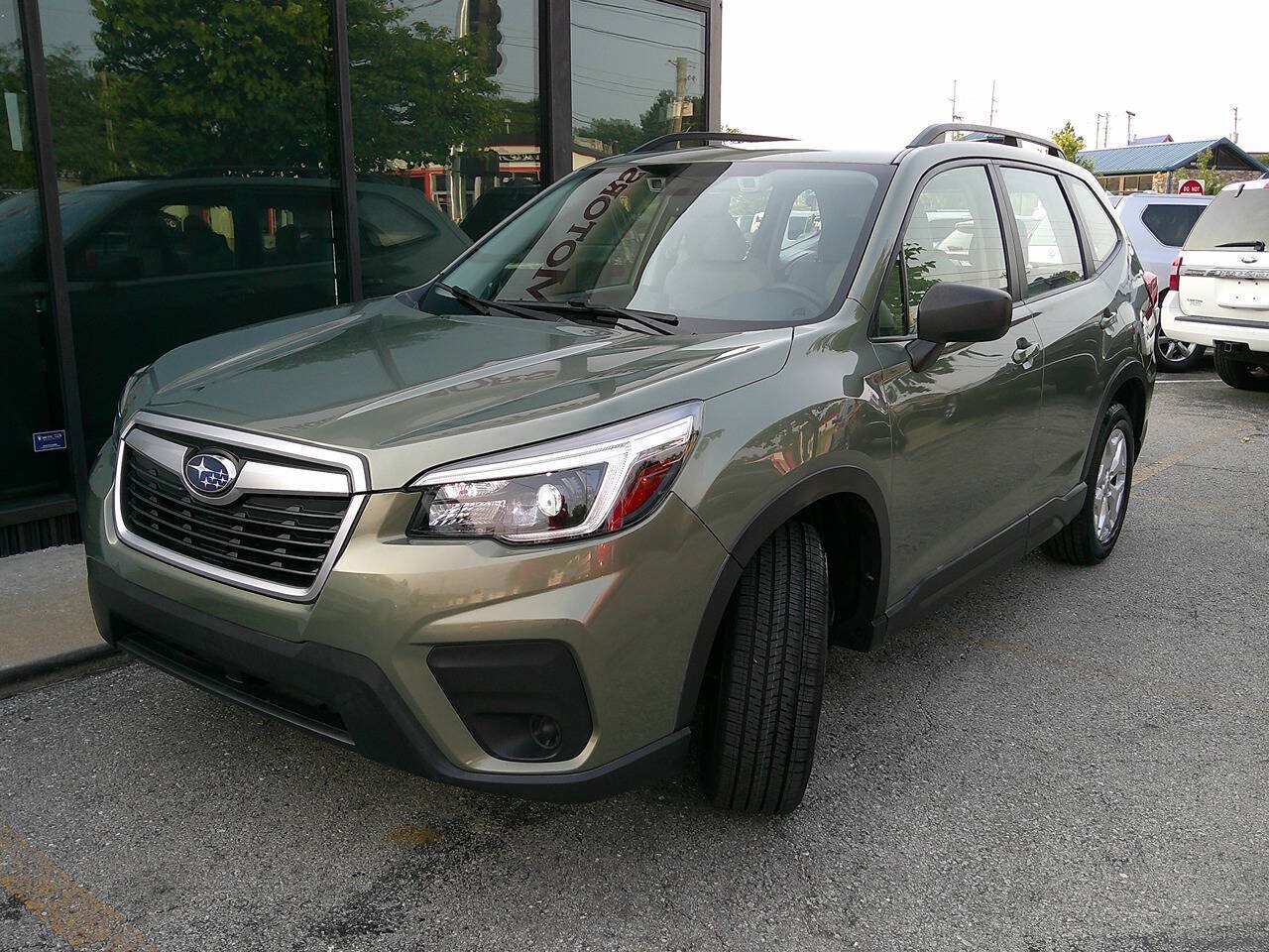Used 2021 Subaru Forester AWD/4WD image 2
