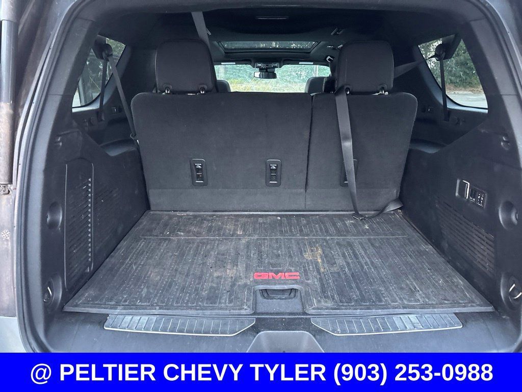Used 2023 GMC Yukon XL AT4 w/ AT4 Premium Package AWD/4WD image 25