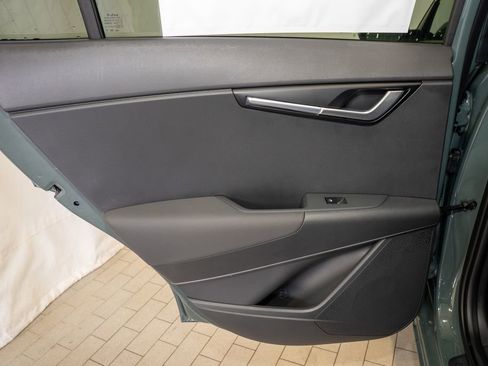 New 2026 Kia Niro EX image 17