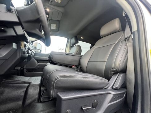 Used 2023 Ford F350 XLT image 17