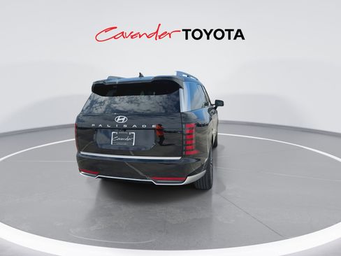 Used 2026 Hyundai Palisade Calligraphy FWD image 7