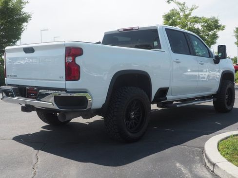 Used 2024 Chevrolet Silverado 2500 LT image 5