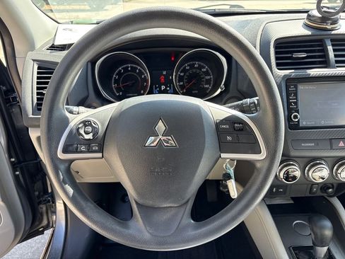 Used 2021 Mitsubishi Outlander Sport ES image 16