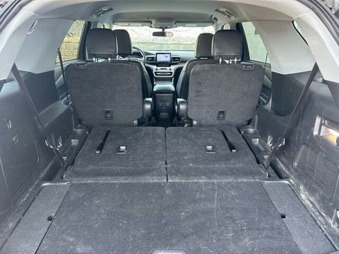 Certified 2023 Ford Explorer XLT w/ Equipment Group 202A image 11