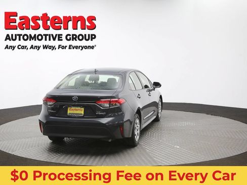 Used 2023 Toyota Corolla LE w/ Carpet Mat Package (TMS) FWD image 38