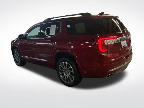 Used 2023 GMC Acadia Denali w/ Denali Ultimate Package AWD/4WD image 3