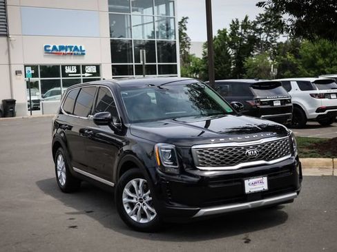 Used 2021 Kia Telluride LX AWD/4WD image 3