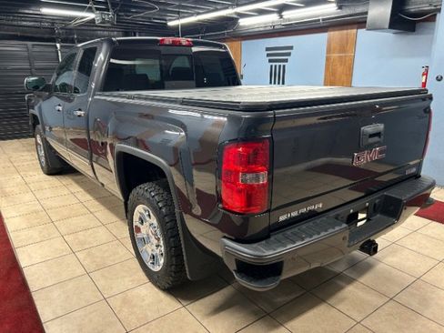 Used 2015 GMC Sierra 1500 SLT w/ All-Terrain Package image 3