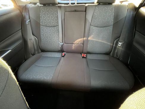 Used 2025 Toyota RAV4 XLE image 40