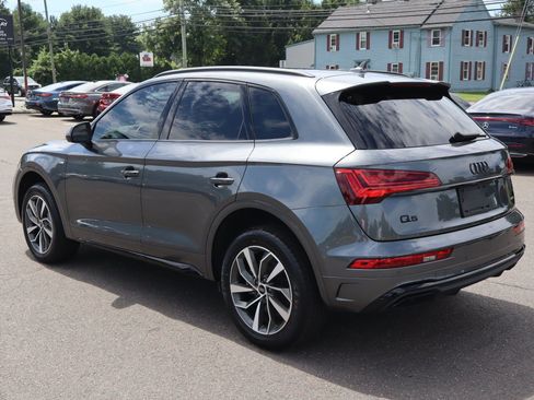 Used 2024 Audi Q5 2.0T Premium w/ Summer of Audi Package AWD/4WD image 7