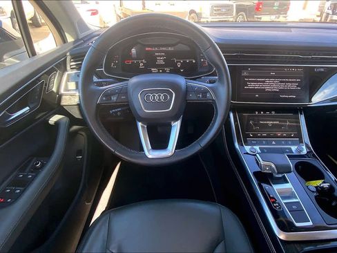 Used 2025 Audi Q7 3.0T Premium Plus image 6