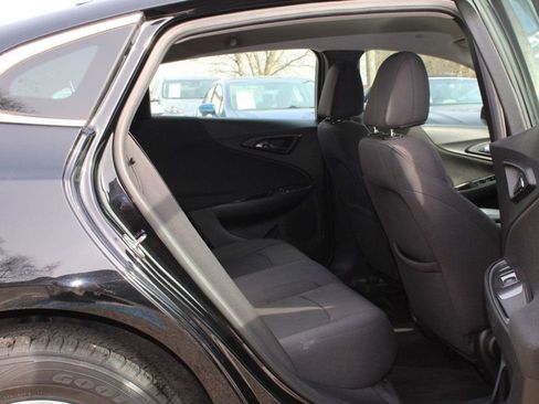 Used 2017 Chevrolet Malibu LS image 25