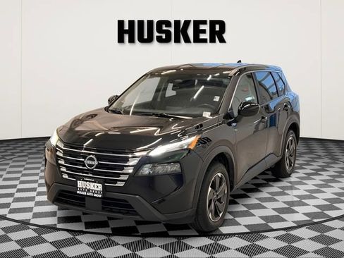 Used 2025 Nissan Rogue SV FWD image 6