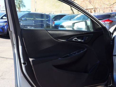 Used 2024 Chevrolet Malibu LT image 36