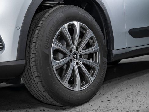 New 2025 Mercedes-Benz GLC 300 image 30