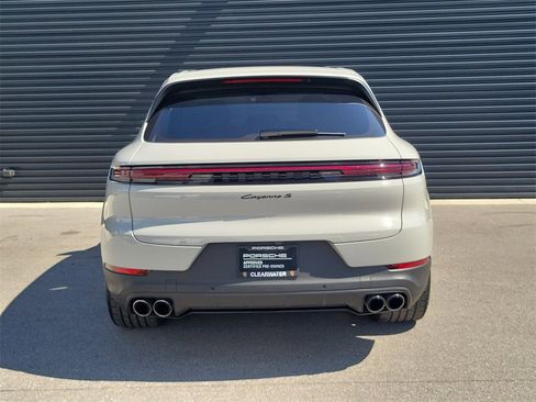Used 2024 Porsche Cayenne S image 6