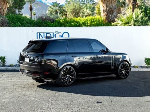 Used 2023 Land Rover Range Rover Long Wheelbase Autobiography image 6
