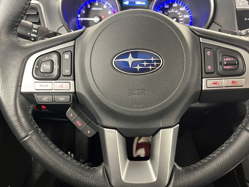 Used 2017 Subaru Outback 2.5i Limited AWD/4WD image 21