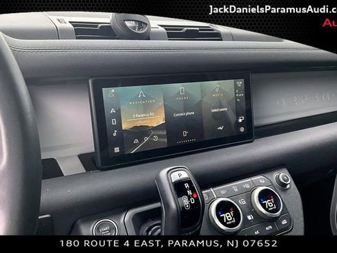 Used 2023 Land Rover Defender 90 S image 19