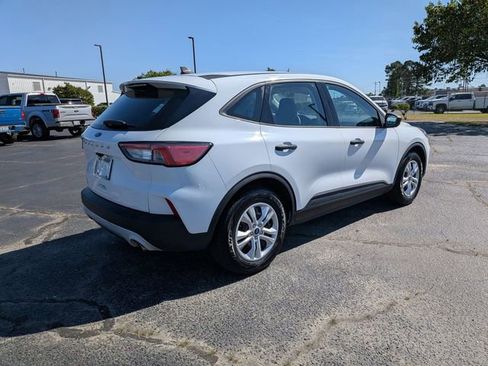 Used 2021 Ford Escape S image 3