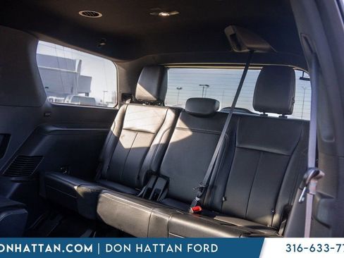 Used 2021 Ford Expedition XLT AWD/4WD image 19