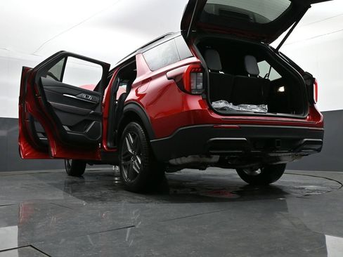 New 2026 Ford Explorer ST-Line w/ ST-Line Street Pack AWD/4WD image 42