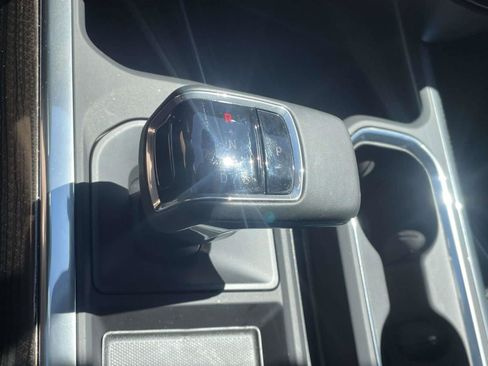 Used 2025 Chevrolet Silverado 1500 LT Trail Boss w/ LT Trail Boss Premium Package image 18