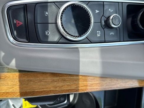 Used 2021 Cadillac Escalade Sport Platinum AWD/4WD image 27