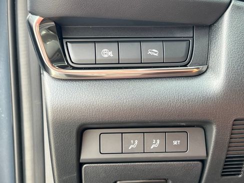 Used 2025 MAZDA CX-30 AWD 2.5 S w/ Preferred Package image 19
