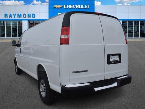 New 2025 Chevrolet Express 2500 Work Van image 5