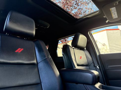 Used 2024 Dodge Durango GT image 19