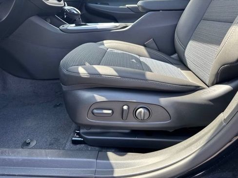 New 2026 Buick Envista Preferred w/ Convenience I Package FWD image 17
