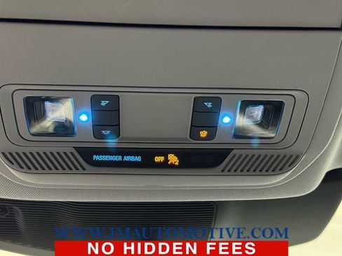 Used 2021 Ford Explorer XLT image 33