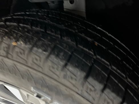 Used 2025 Chevrolet Equinox LT FWD image 45