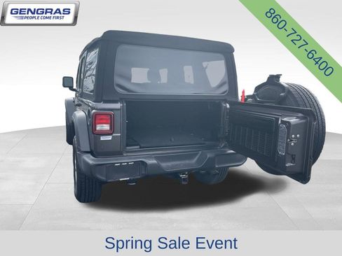Certified 2018 Jeep Wrangler Unlimited Sport S AWD/4WD image 24