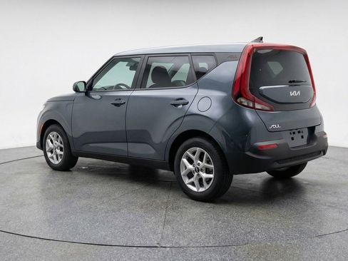 Used 2025 Kia Soul LX w/ LX Technology Package FWD image 6