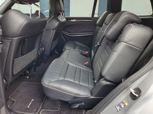 Used 2016 Mercedes-Benz GL 63 AMG 4MATIC image 15