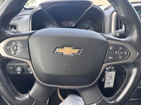 Used 2018 Chevrolet Colorado Z71 AWD/4WD image 14