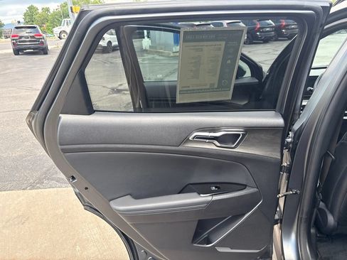 Used 2024 Kia Sportage X-Line AWD/4WD image 30