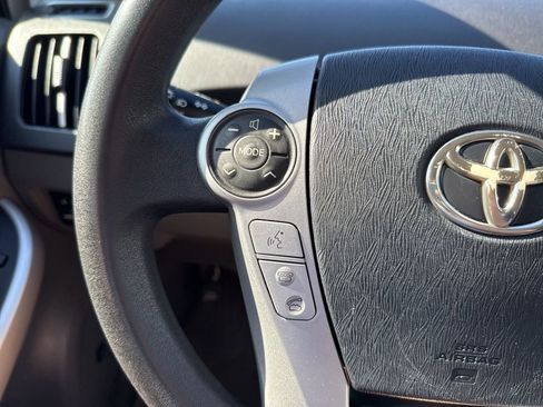 Used 2011 Toyota Prius Three image 21