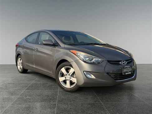 Used 2013 Hyundai Elantra GLS w/ Preferred Pkg FWD image 8