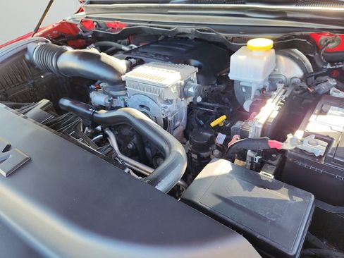 Used 2022 RAM 1500 Laramie AWD/4WD image 21