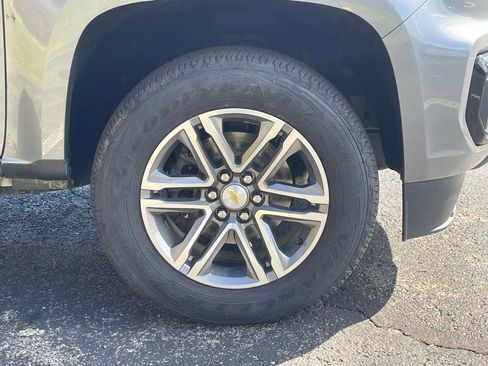 Certified 2022 Chevrolet Colorado W/T w/ Custom Special Edition image 9