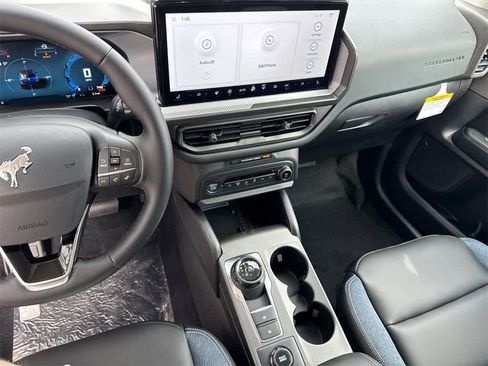 New 2025 Ford Bronco Sport Outer Banks image 25