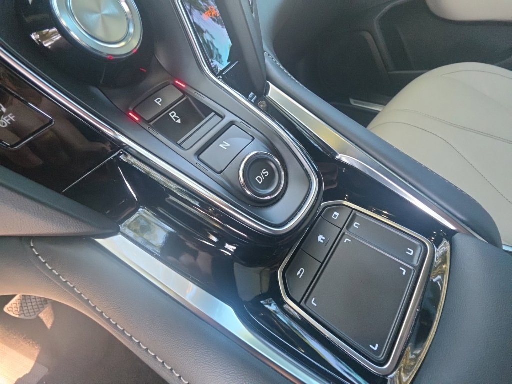 Certified 2025 Acura RDX SH-AWD image 26